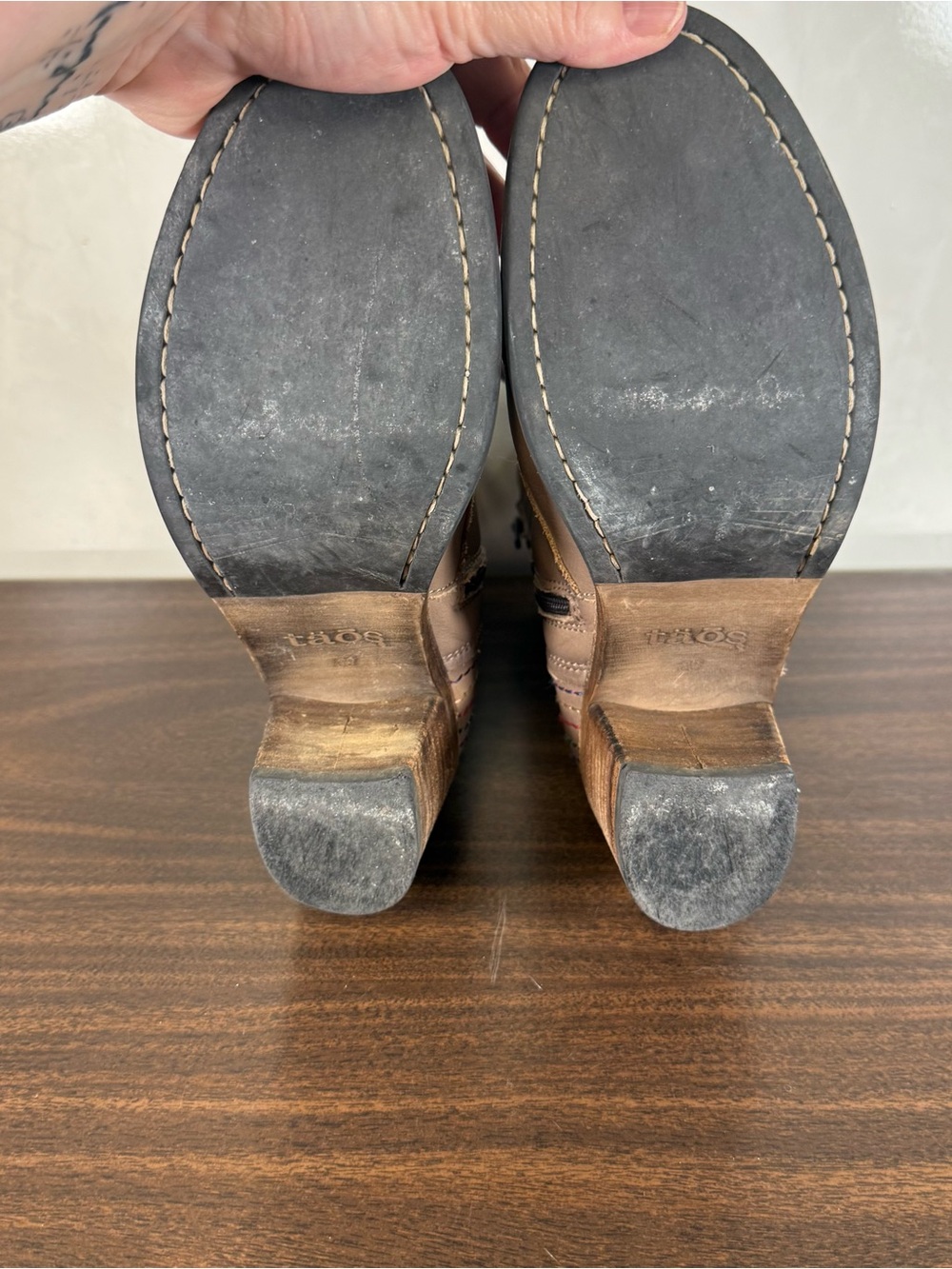 Taos Fab Combat Boots 39 US 8-8.5 Tan Chunky Heels Gorpcorp Granola Boho Leather - Picture 9 of 12